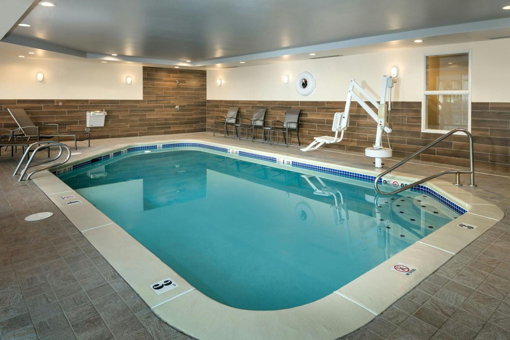 Fairfield Inn & Suites By Marriott Anchorage Midtown Eksteriør bilde